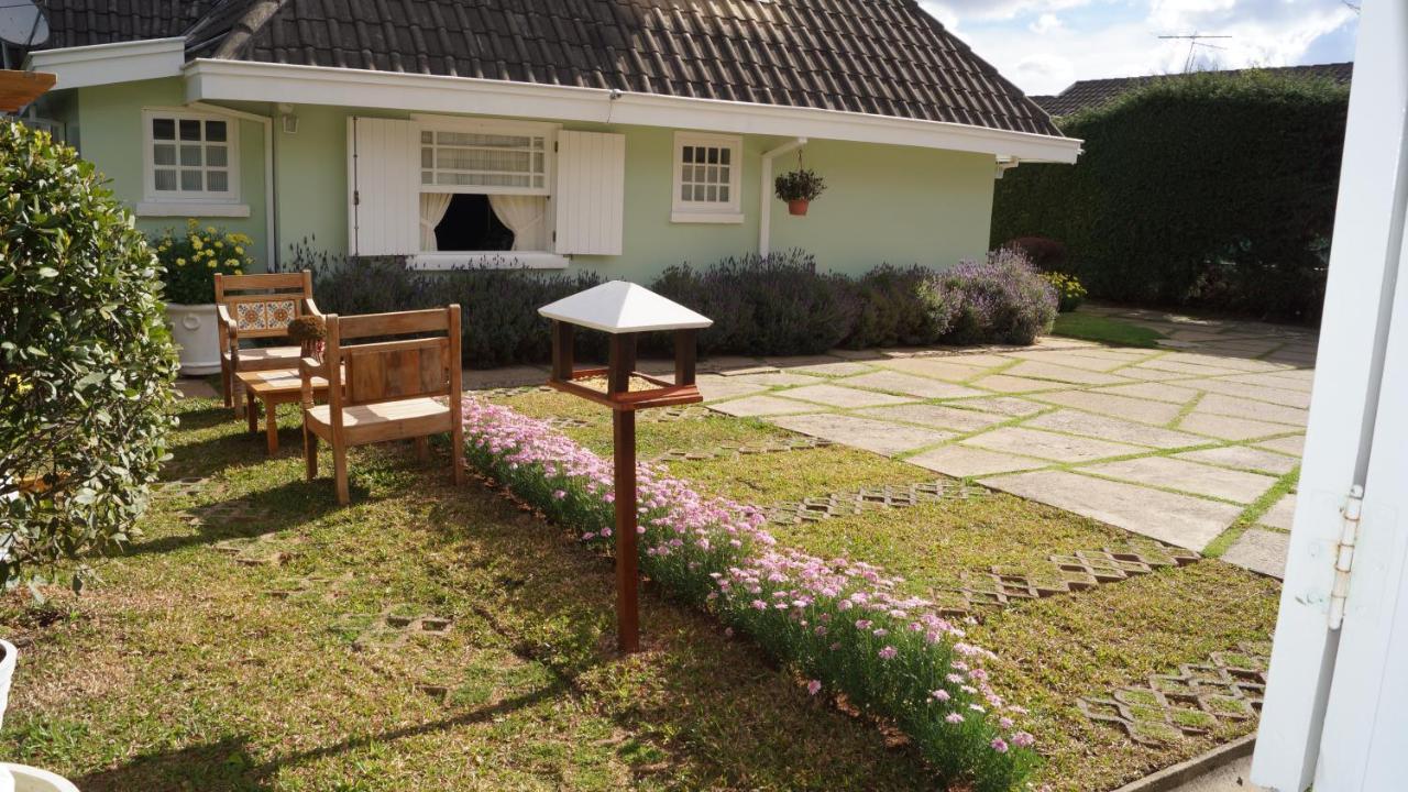 Campos do Jordão Pousada Chateau Colinas מראה חיצוני תמונה